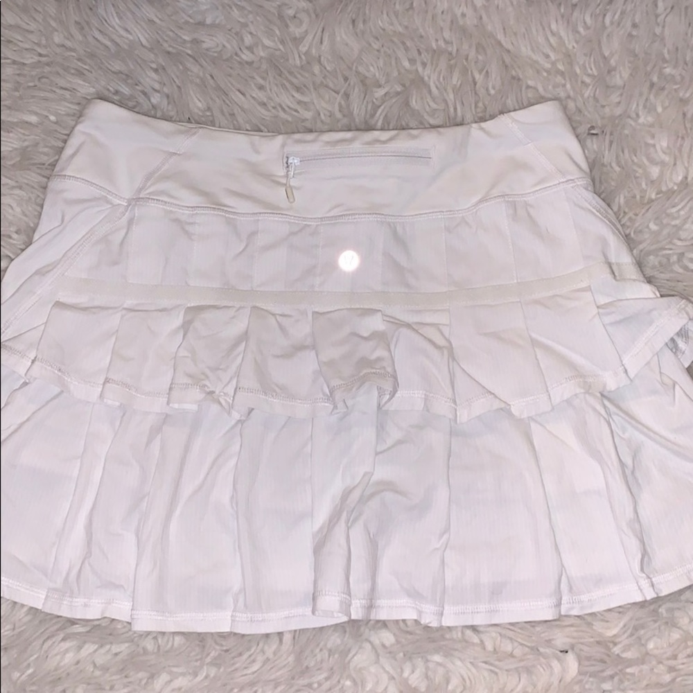 White Lululemon skirt